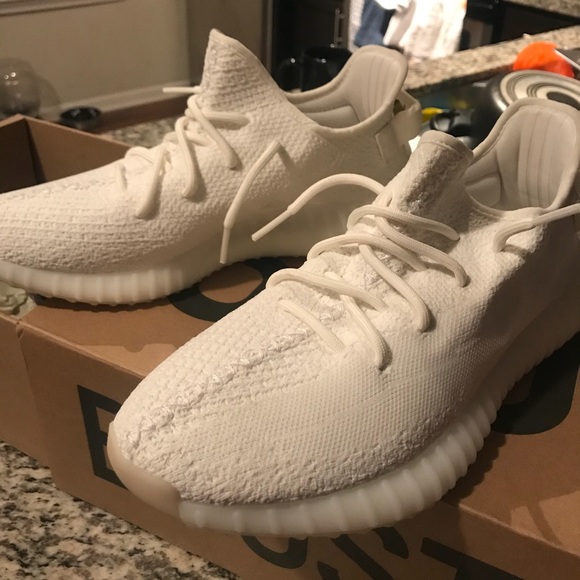 All-White Cream Yeezy v2 350 Boosts - Picture 3 of 3